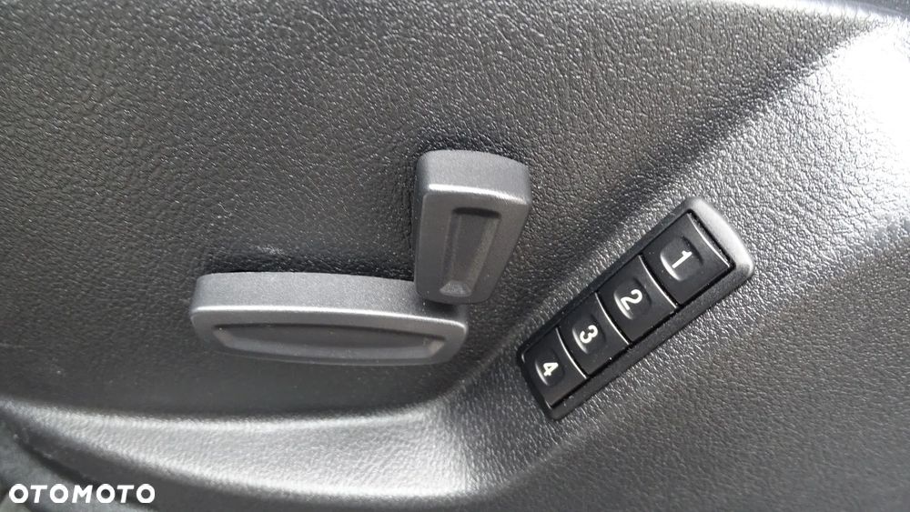 Ford S-Max 2.0 TDCi Titanium - 15