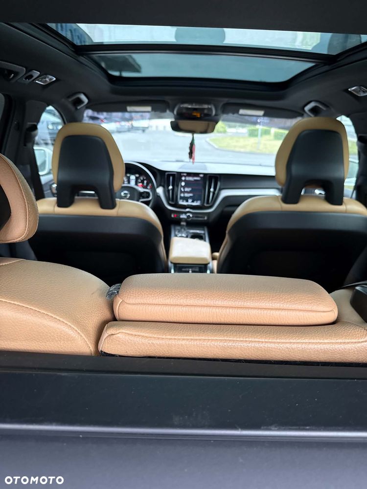 Volvo XC 60 T6 AWD Geartronic Inscription - 9