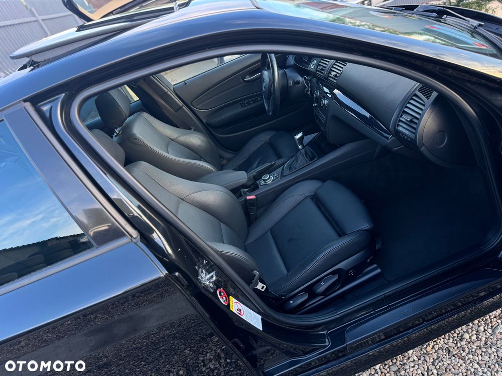 BMW Seria 1 118i Edition Sport - 16