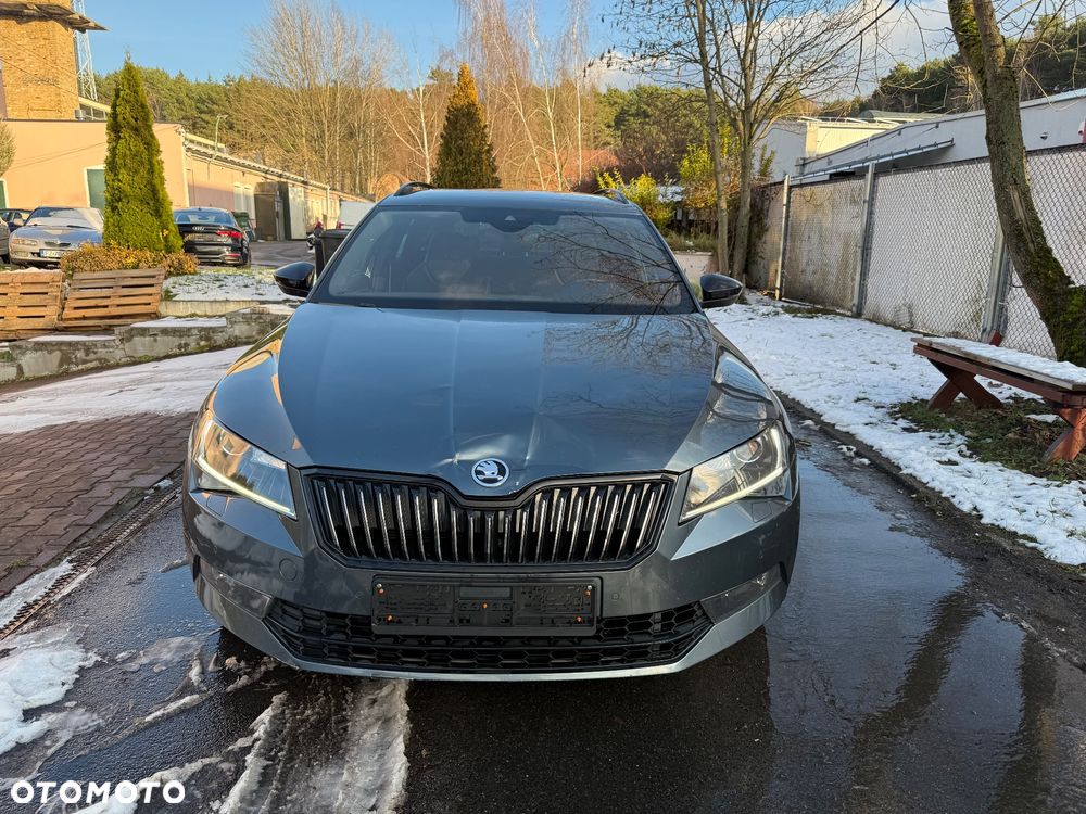 Skoda Superb 2.0 TSI 4x4 DSG Sportline - 9