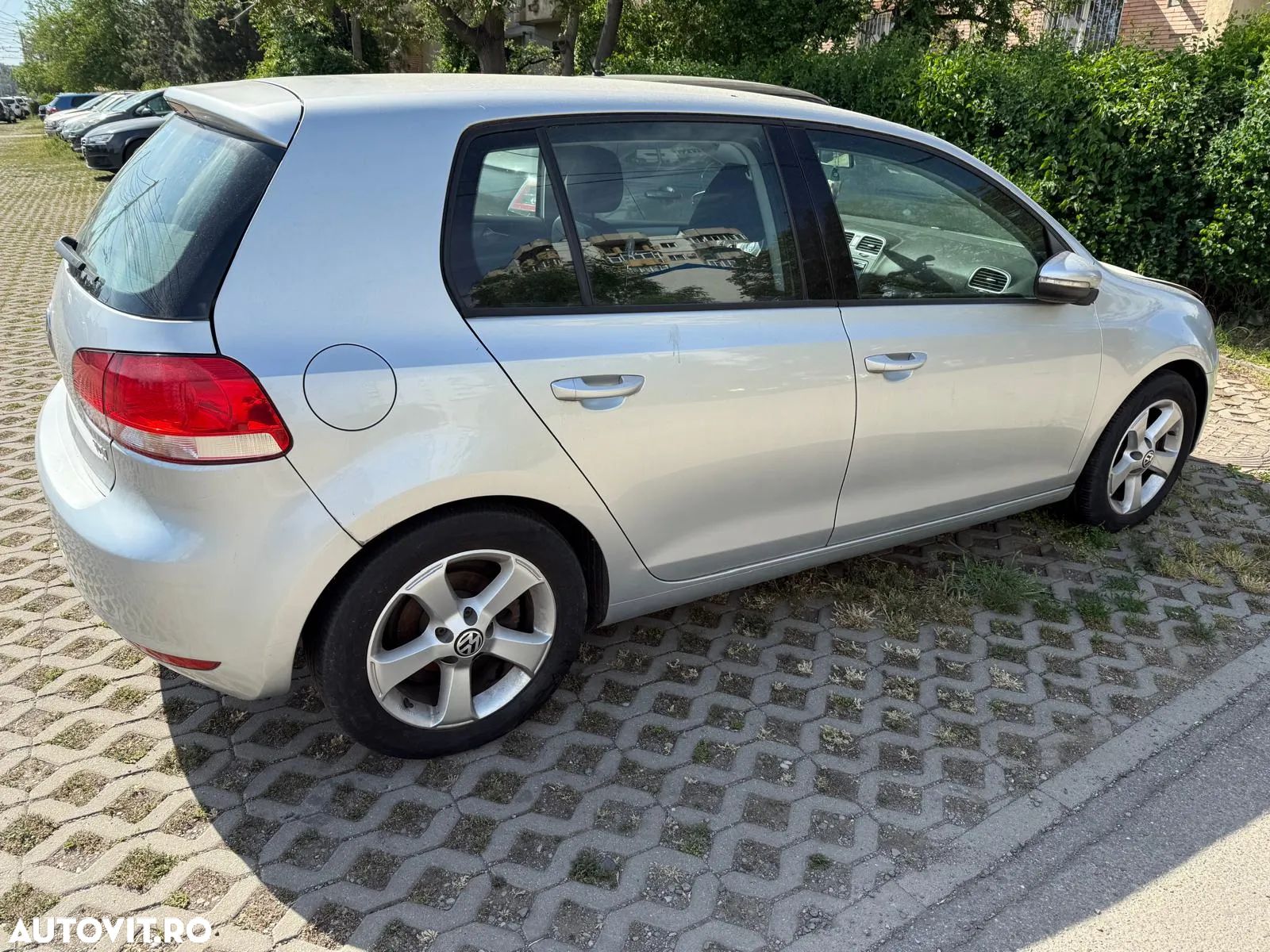 Volkswagen Golf 1.6 TDI DPF Trendline - 1