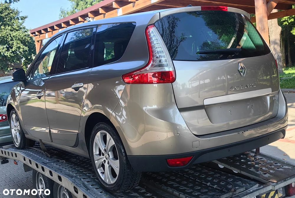 Renault Scenic - 23
