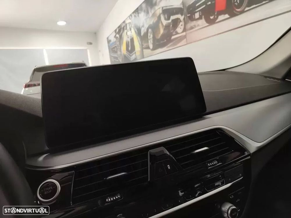 BMW 520 e Line Luxury - 47