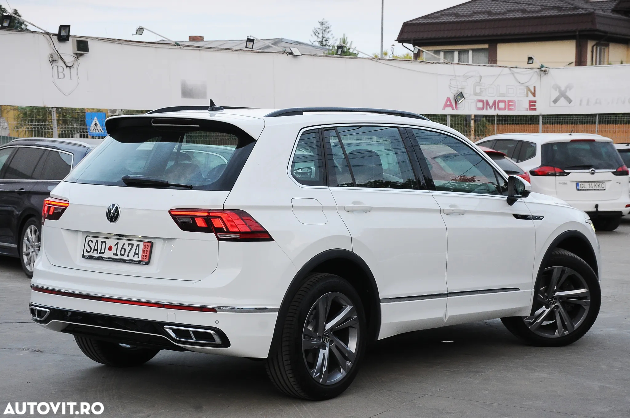 Volkswagen Tiguan 2.0 TDI SCR 4MOTION DSG R-Line - 17