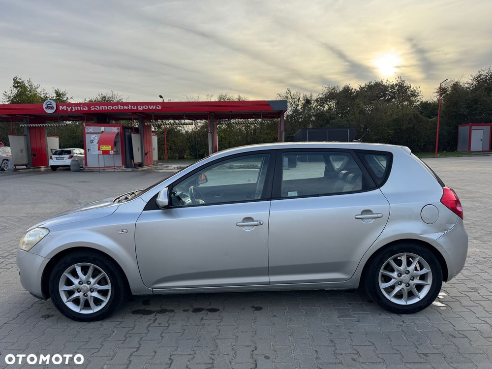 Kia Ceed 1.6 Comfort - 3