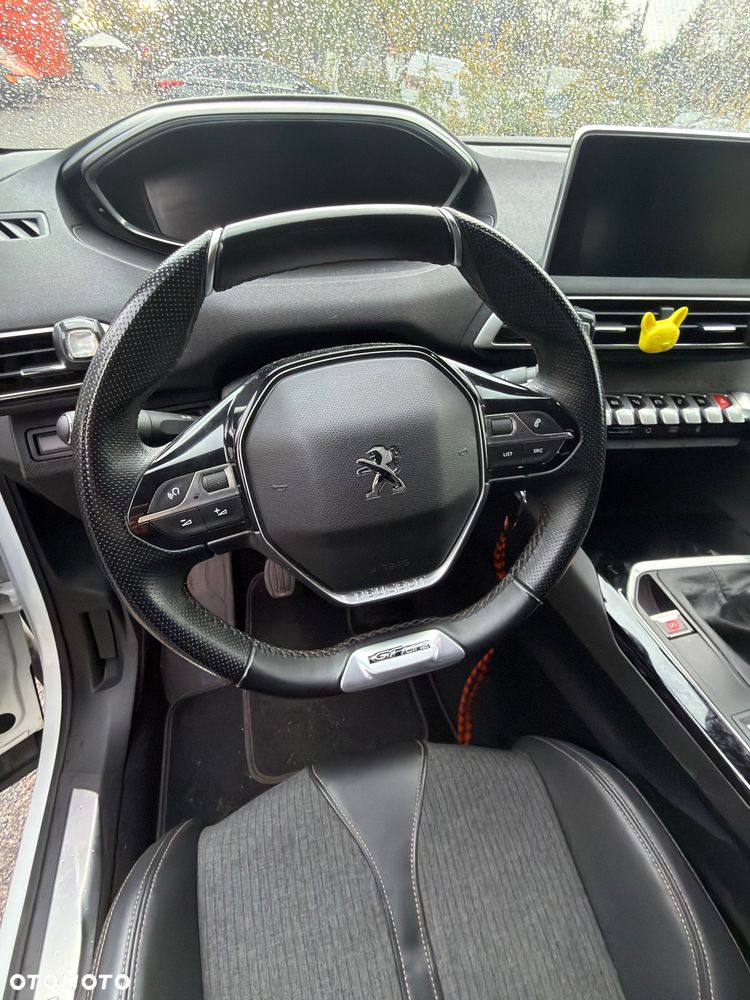 Peugeot 5008 - 14