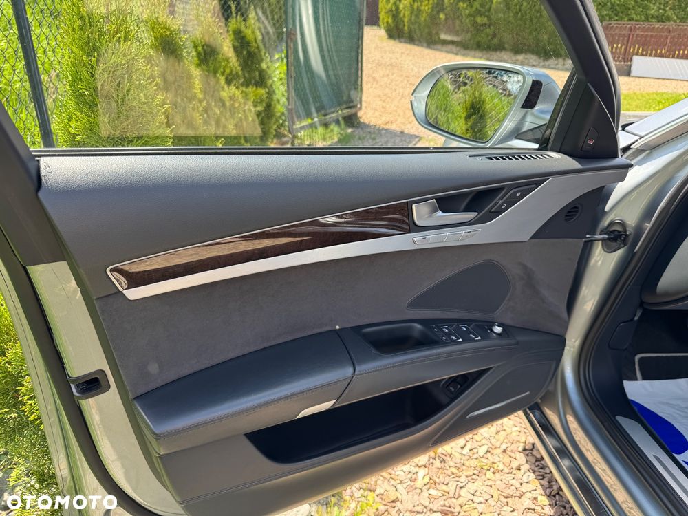 Audi A8 4.2 TDI Quattro - 16