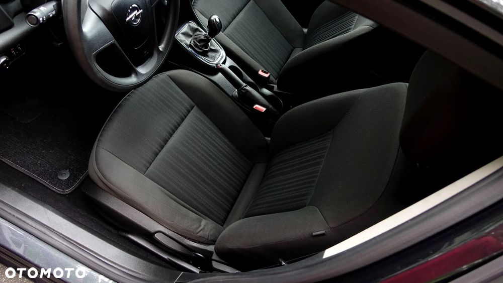 Opel Astra 1.4 Innovation - 4