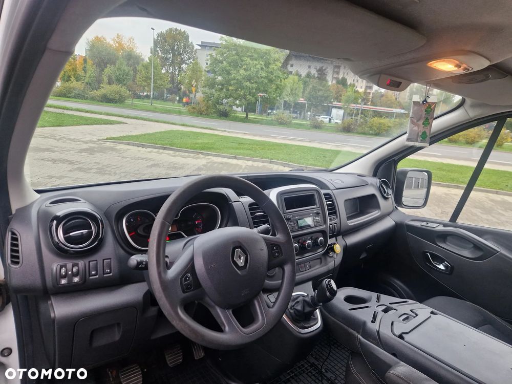 Renault TRAFIC - 8