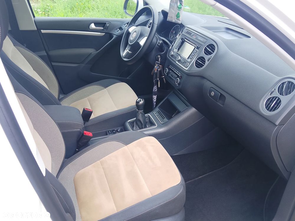 Volkswagen Tiguan - 13