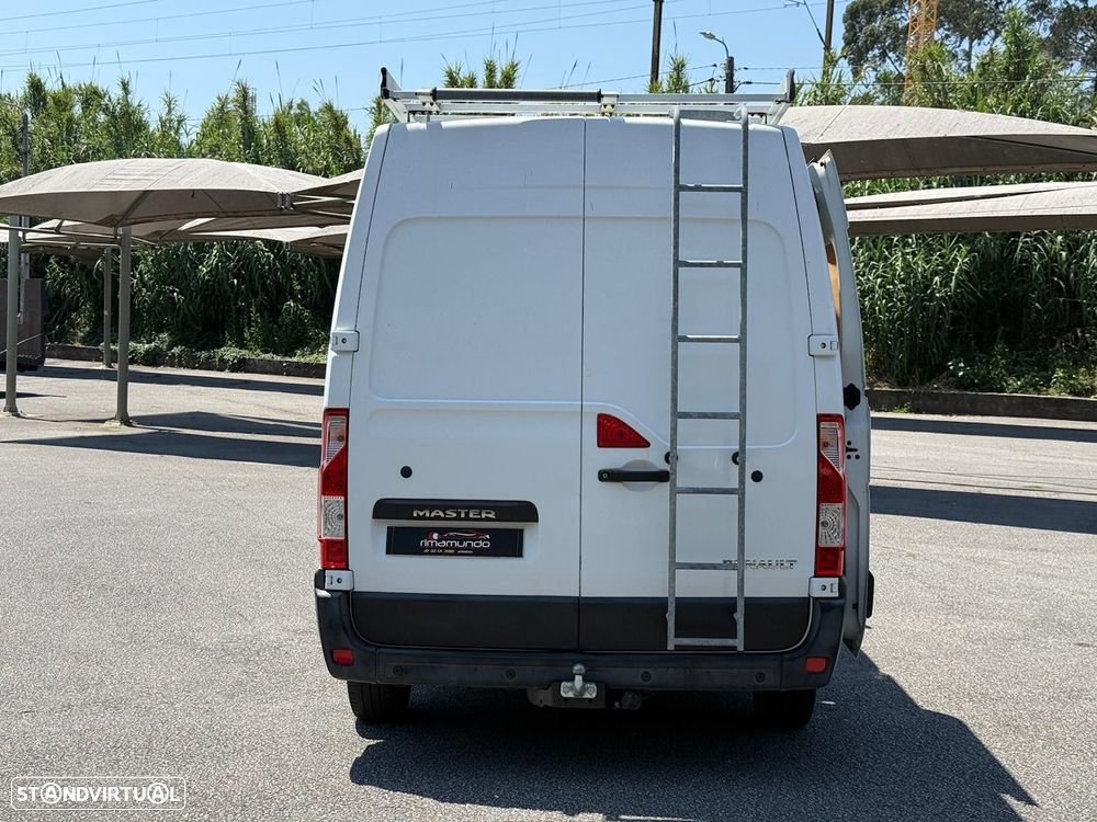 Renault Master 2.3 dCi L2H2 3.3T 100 - 5