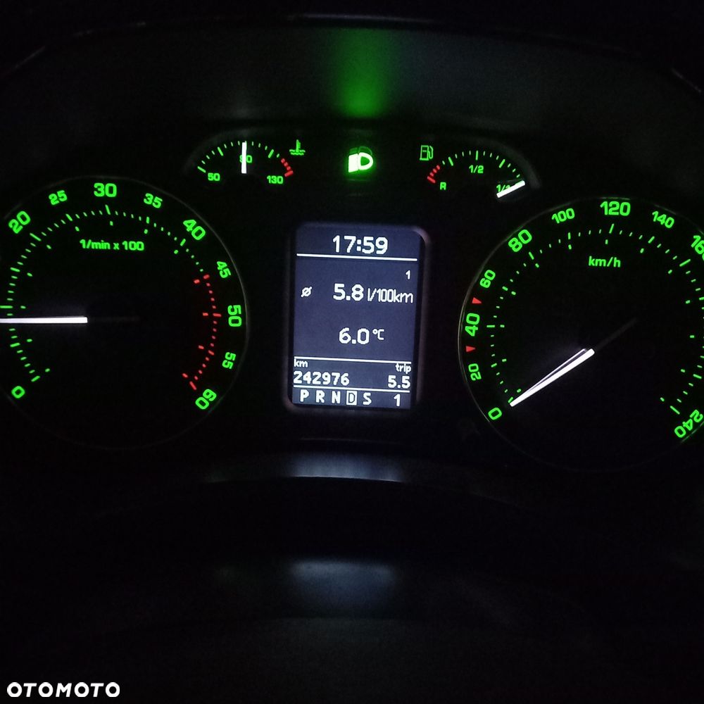 Skoda Octavia - 3