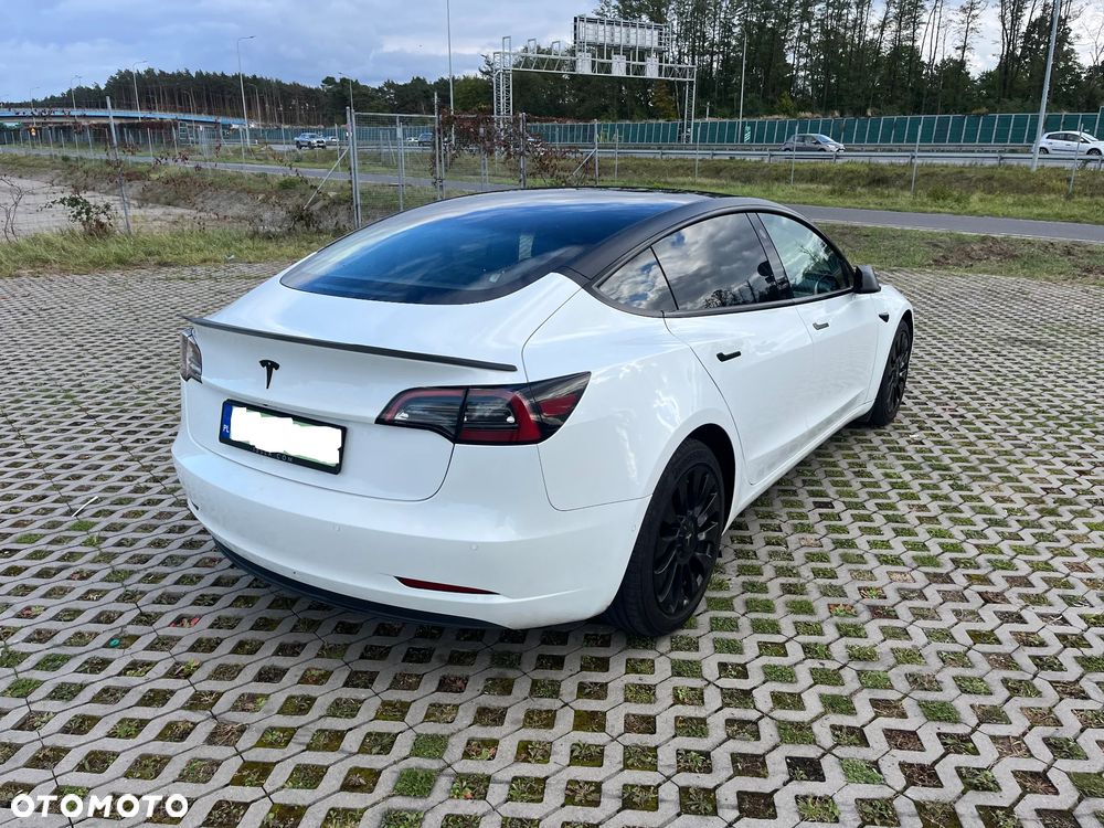 Tesla Model 3 Long Range AWD - 6