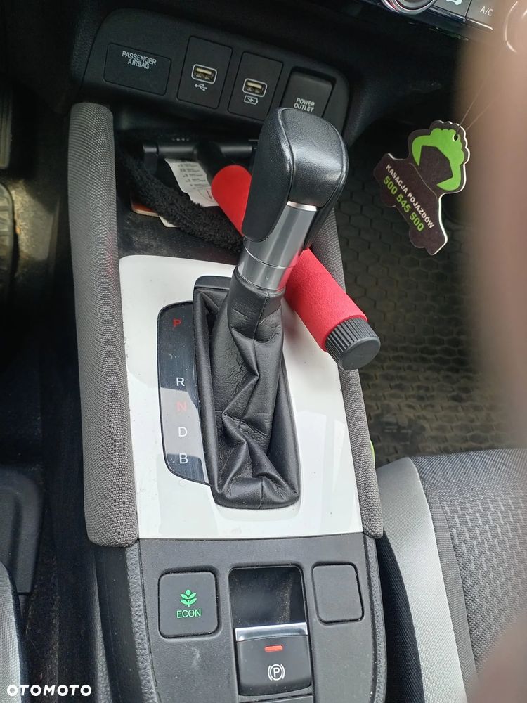 Honda Jazz 1.5 i-MMD Executive Crosstar (Czarny Dach) - 5