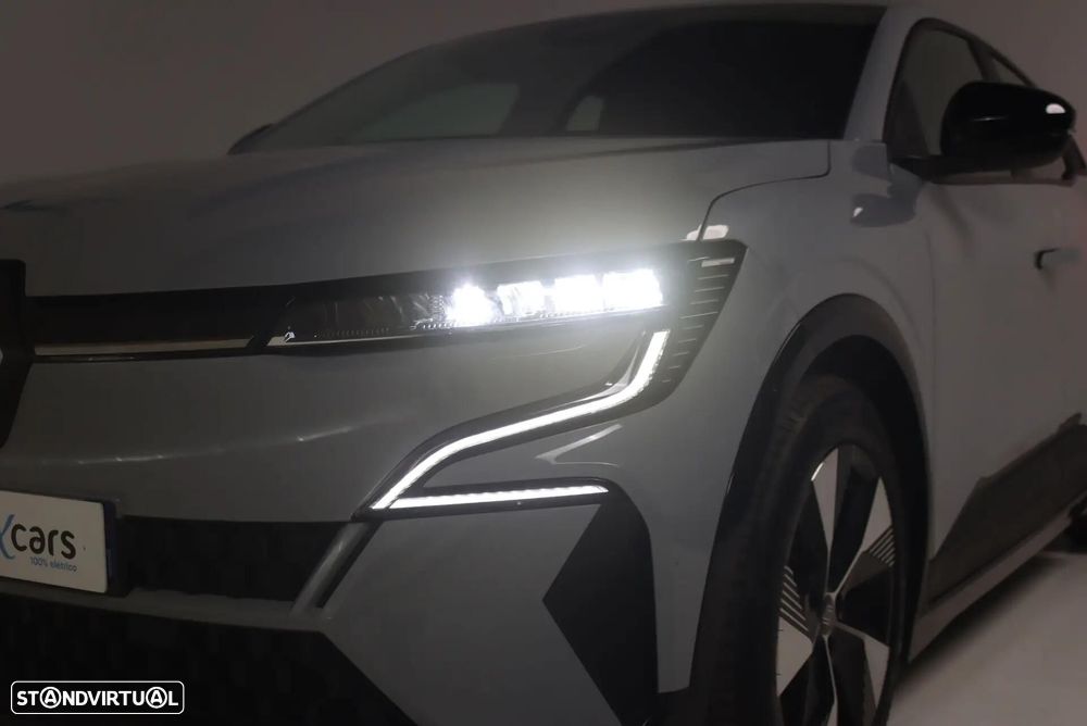 Renault Mégane E-Tech - 8