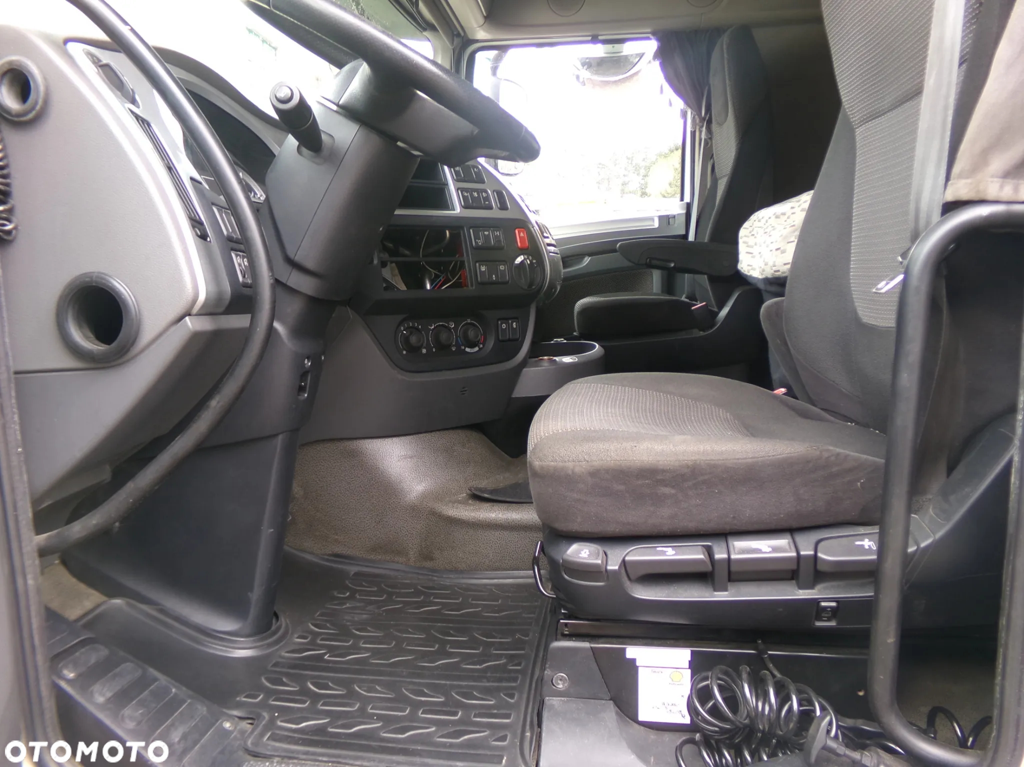 KABINA DAF XF 106 - 6