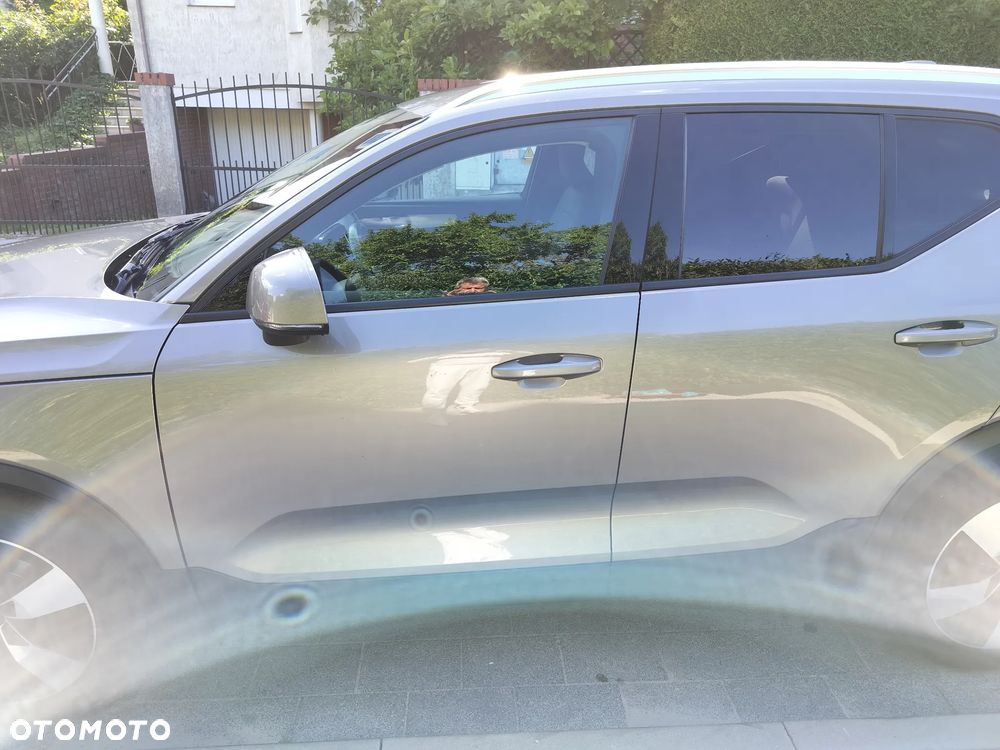 Volvo XC 40 - 2