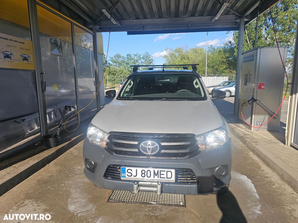 Toyota Hilux 4x4 Double Cab M/T Style - 12