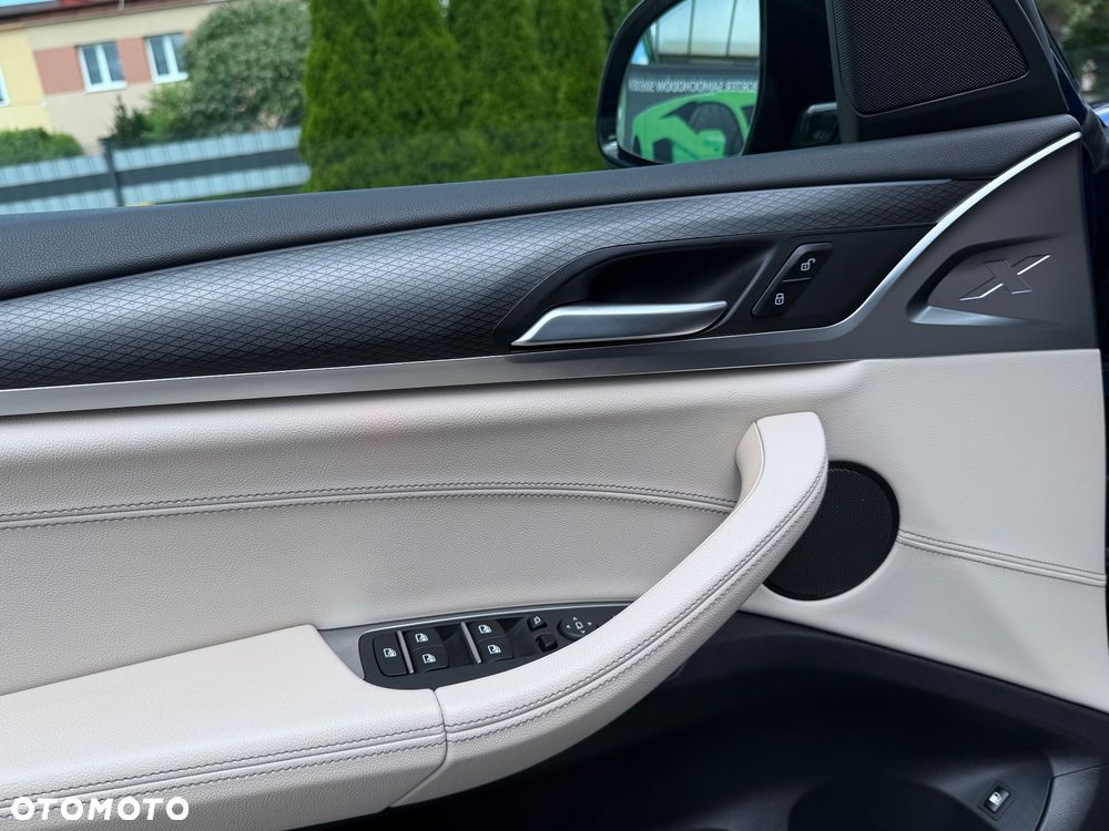 BMW X3 xDrive30e M Sport - 21