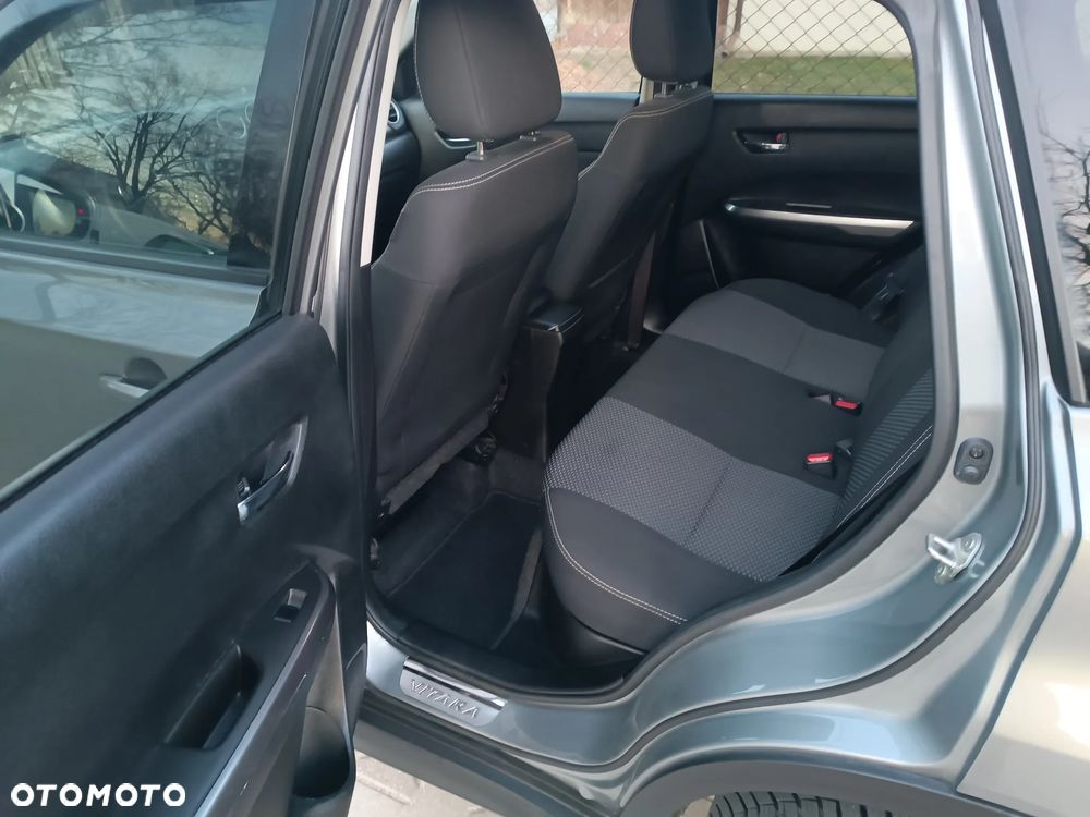 Suzuki Vitara 1.0 Boosterjet Allgrip Comfort - 9