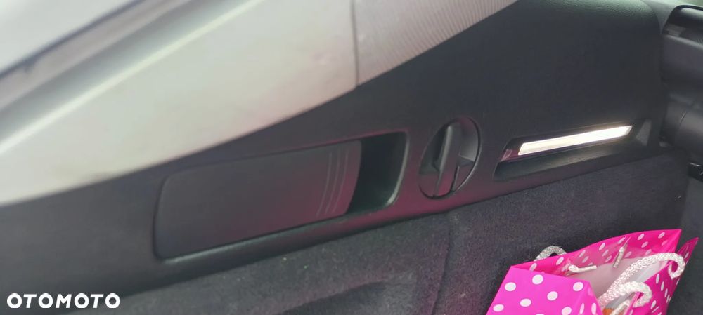 Audi A4 Avant 2.0 TDI - 33