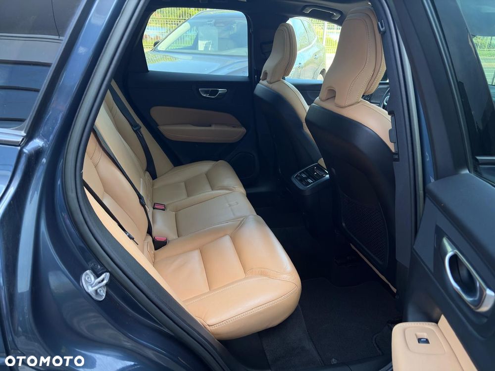 Volvo XC 60 - 16