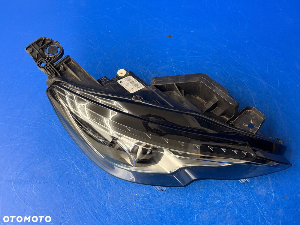 PRAWY FULL LED PEUGEOT 308 EUROPA BDB - 2