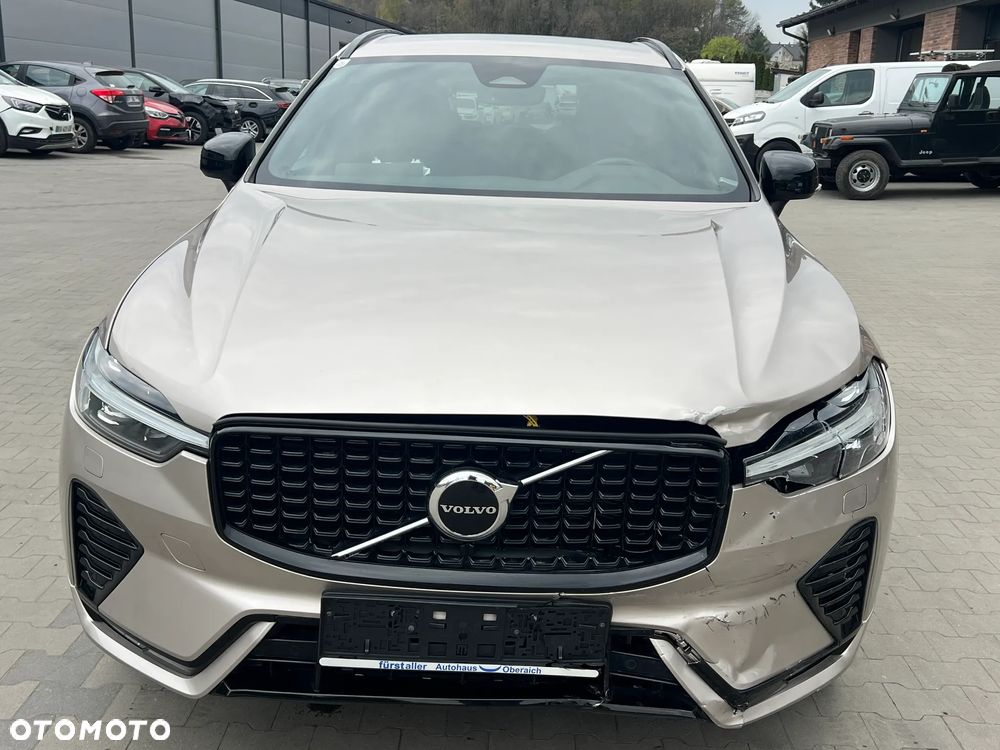 Volvo XC 60 B4 D AWD Plus Dark - 7