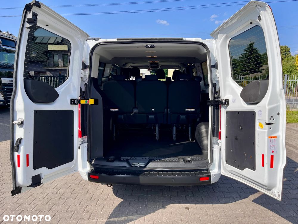 Ford Transit Custom 310 L2H1 Limited - 27