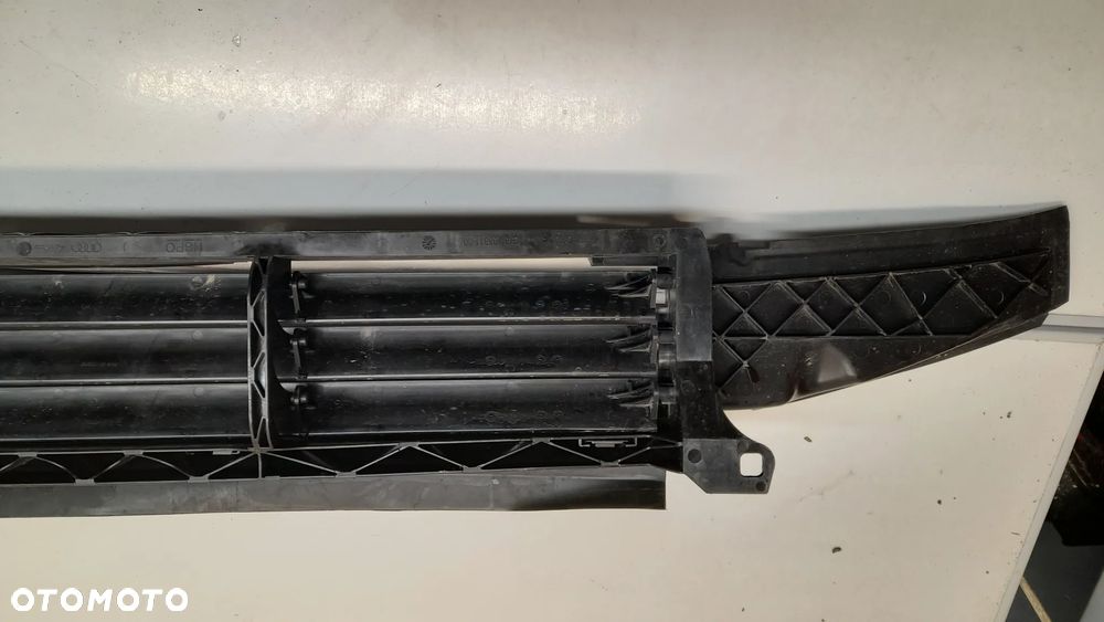 AUDI E TRON E-TRON WLOT POWIETRZA ŻALUZJA 4KE890067C - 5