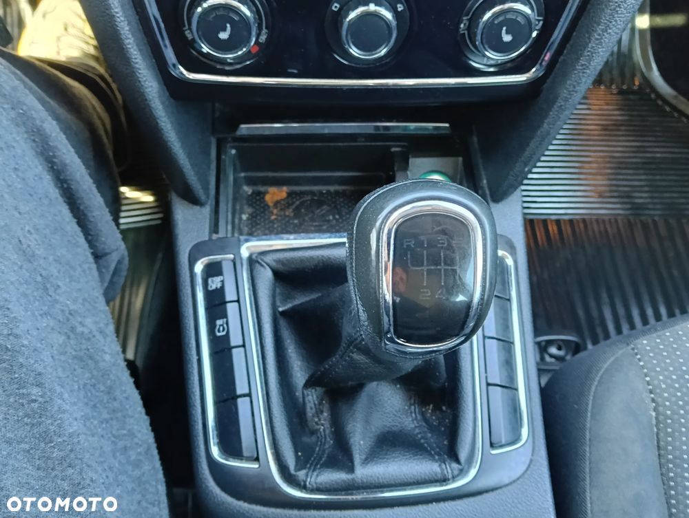 Skoda Superb 2.0 TDI Exclusive - 19