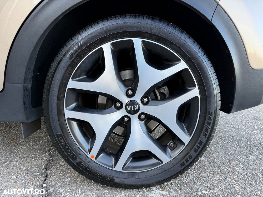 Kia Sportage 2,0 CRDI 2WD ISG Spirit - 17