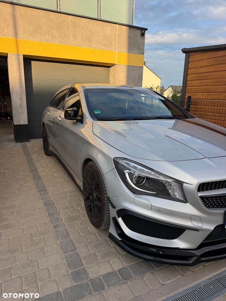 Mercedes-Benz CLA 200 7G-DCT AMG Line - 28