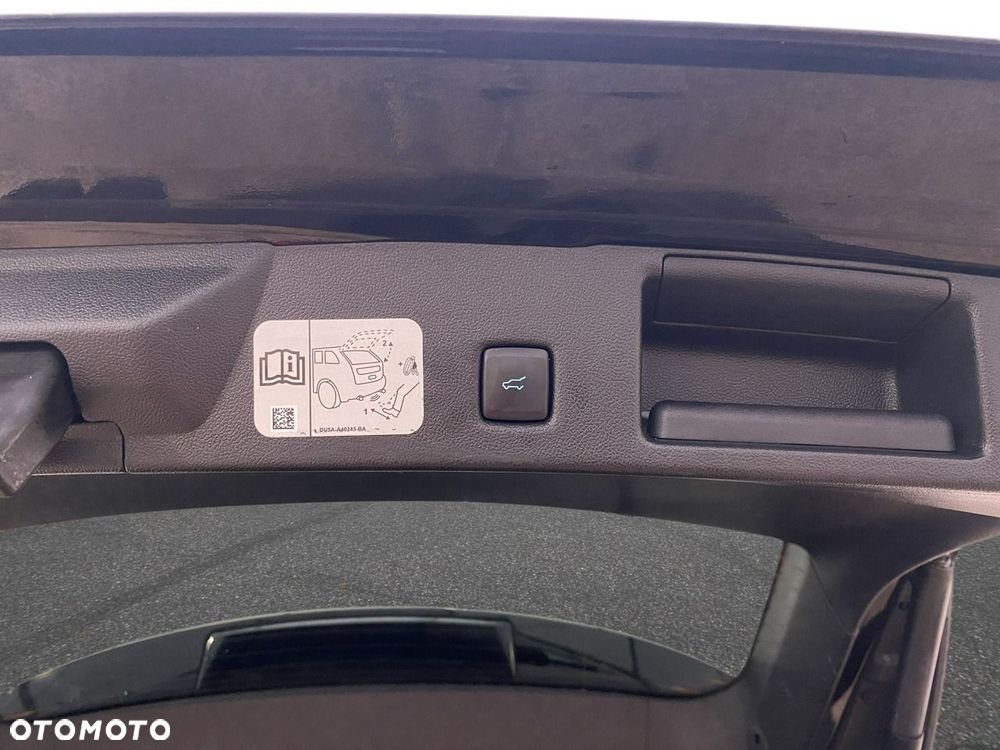 Ford Kuga - 31