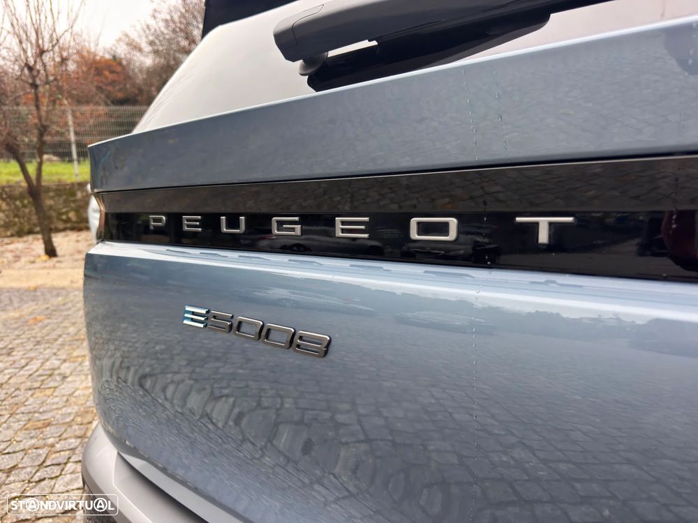 Peugeot E-5008 GT - 52