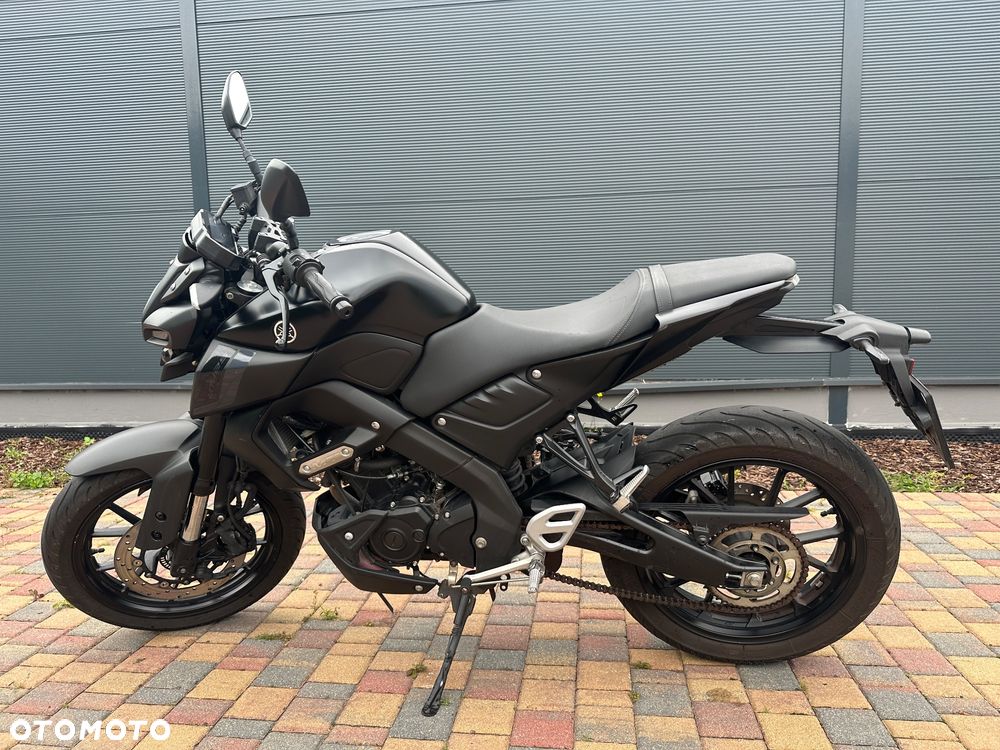 Yamaha MT - 2