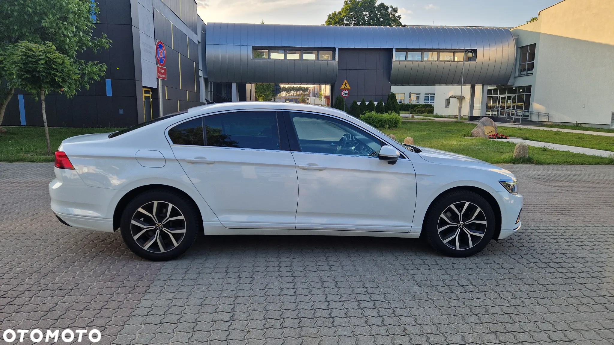 Volkswagen Passat 2.0 TDI EVO Elegance DSG - 7