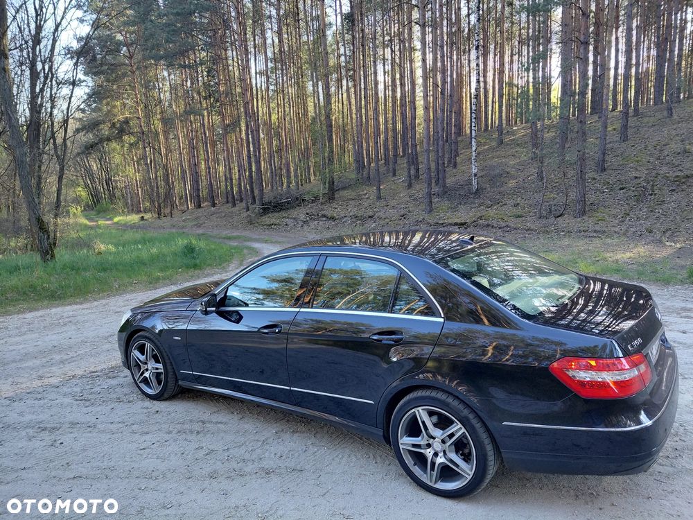 Mercedes-Benz Klasa E 350 CDI BlueEff - 4