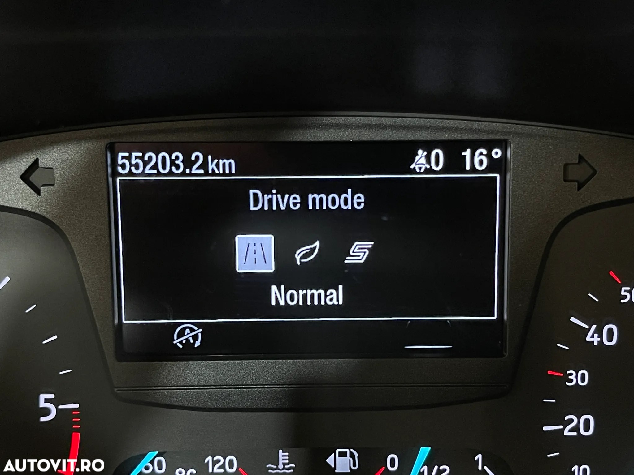 Ford Focus 1.5 EcoBlue Trend Edition - 22