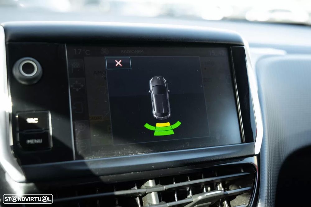 Peugeot 208 1.2 PureTech Active - 23