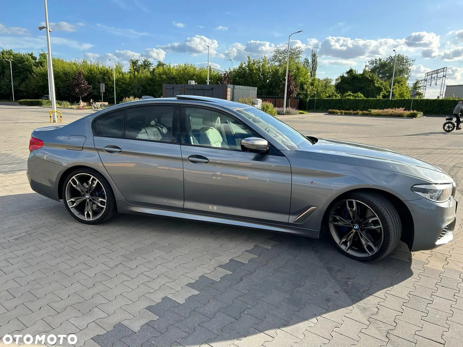 BMW Seria 5 M550d xDrive - 7