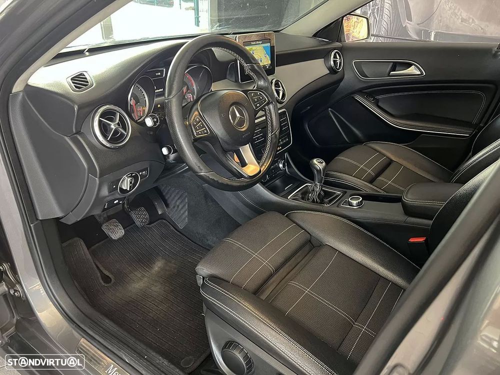 Mercedes-Benz GLA 180 d Style - 6