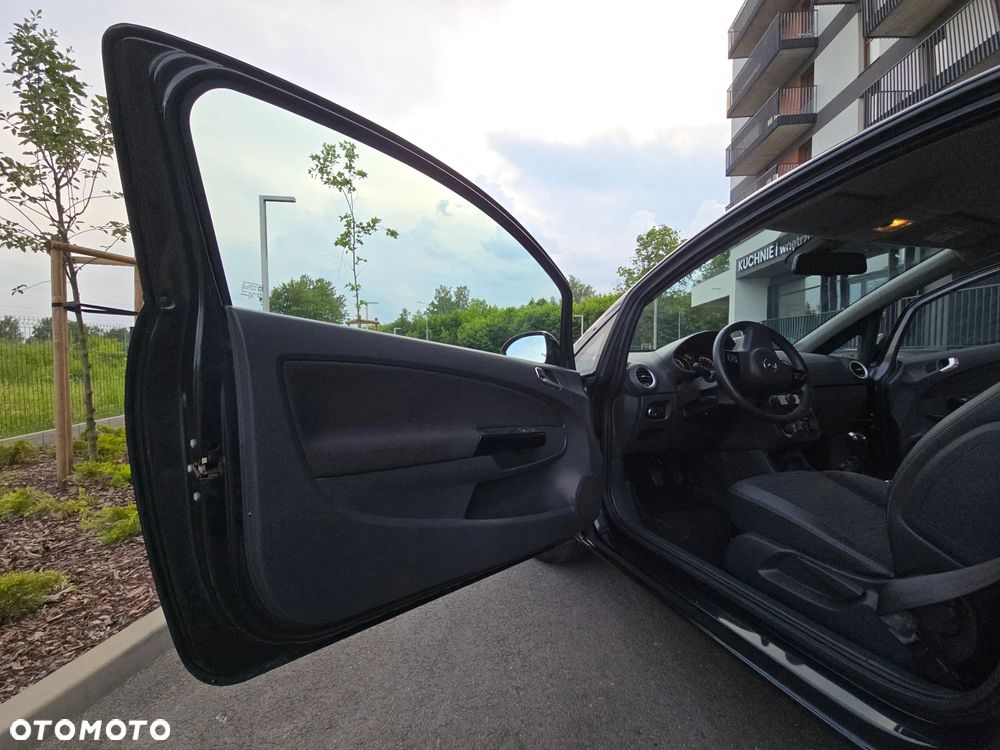 Opel Corsa 1.4 16V Energy - 18
