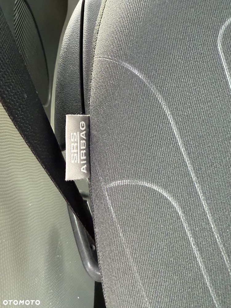 Toyota Yaris 1.33 VVT-i Executive - 11