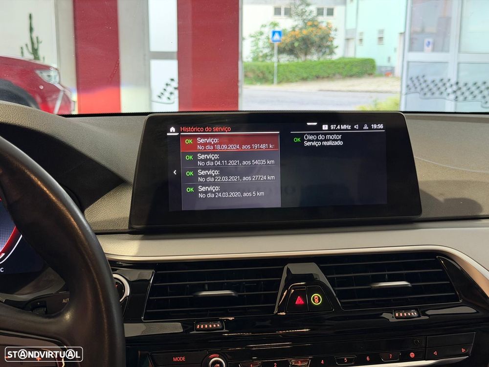 BMW 530 d xDrive Auto - 16