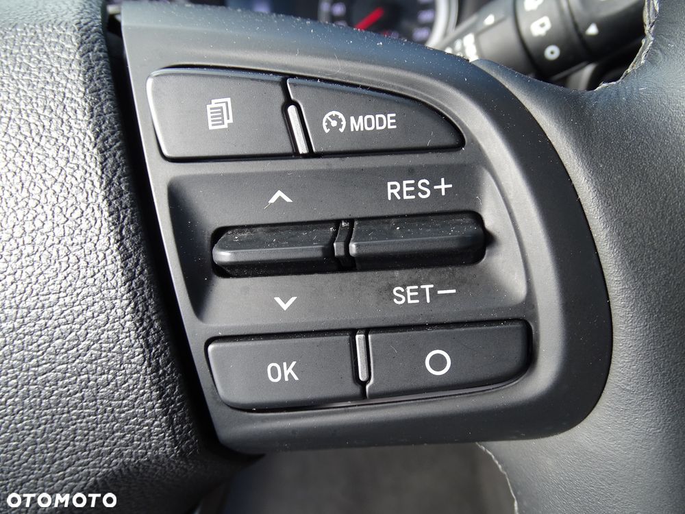 Hyundai i10 - 25