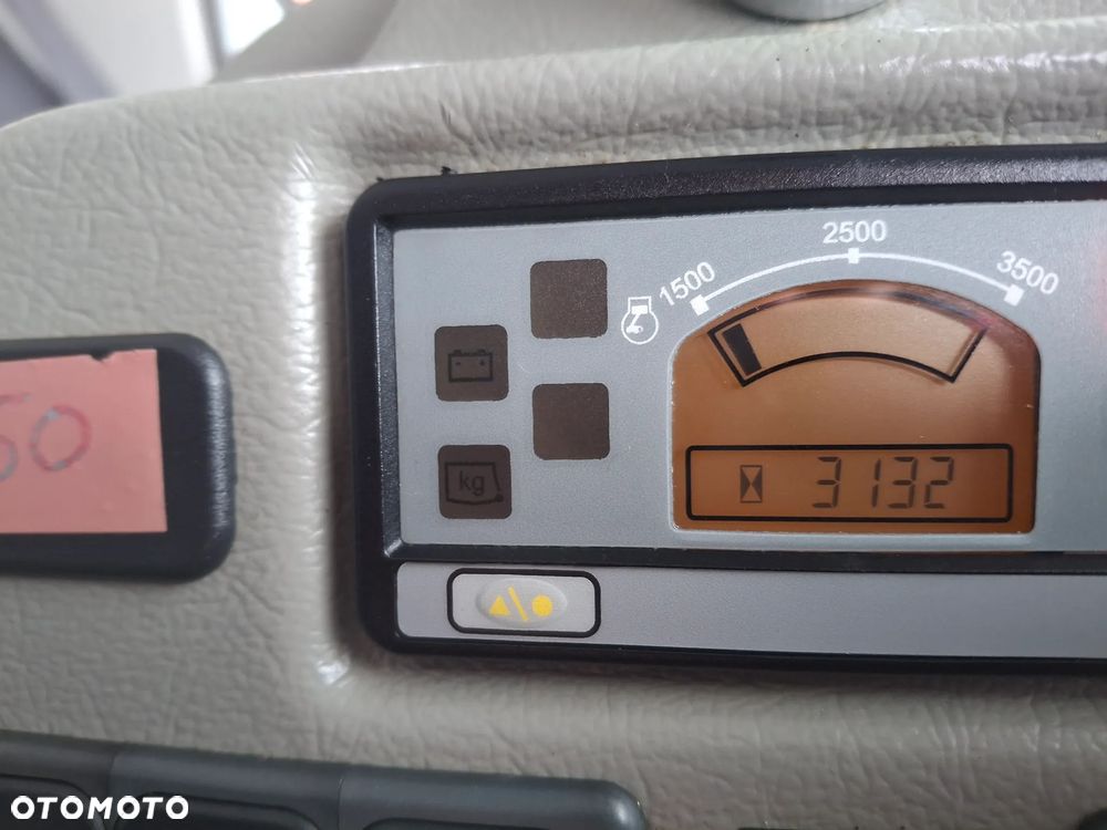 Renault Midlum 220 DXI Zamiatarka SEMAT Zoeller Johnston Szczotki L/R Obie Strony 2013r Napęd Hydrostat 36 tyś Kilometrów 3132 Mth Euro 5 Rura Do Liści Studzienek - 34