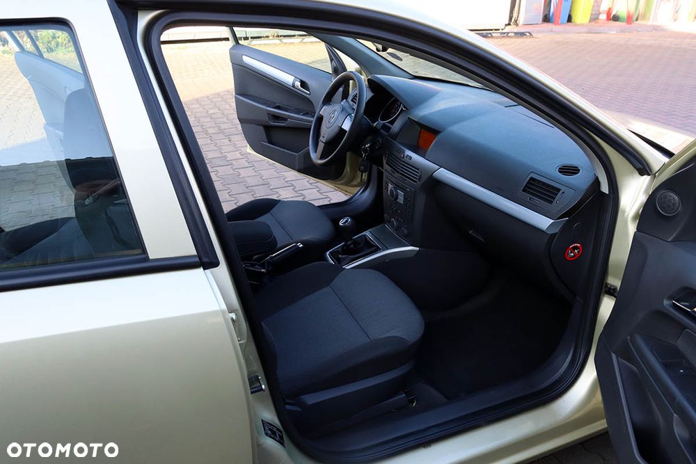 Opel Astra - 18