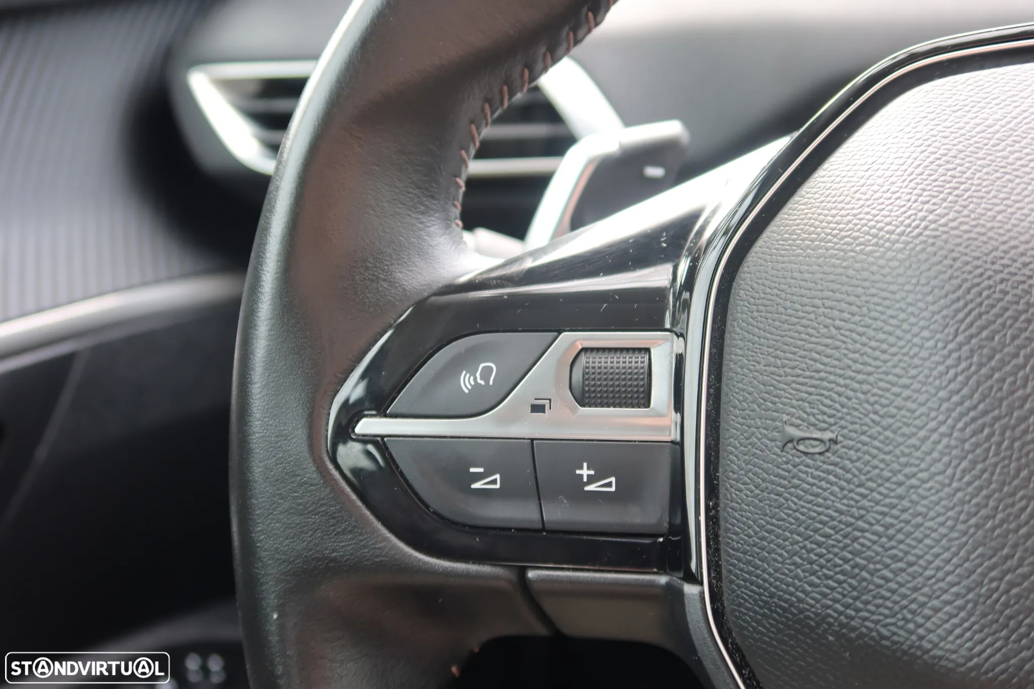 Peugeot 3008 1.5 BlueHDi Allure EAT8 - 18