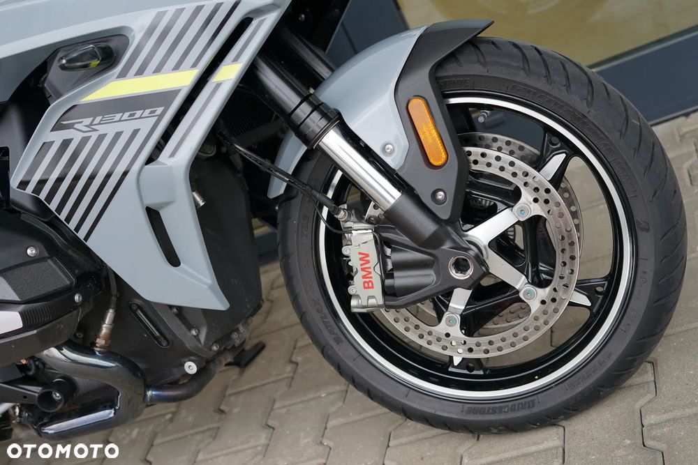 BMW R - 12